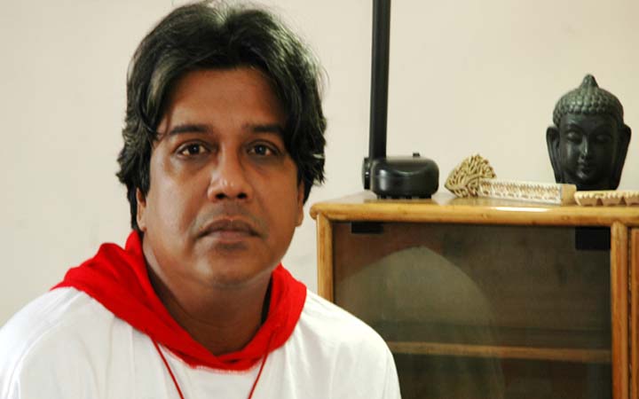 সঙ্গীতশিল্পীর বিরুদ্ধে জালিয়াতি ও প্রতারণার মামলা